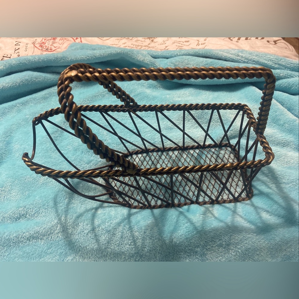 Antique Hard Iron Wine Holder